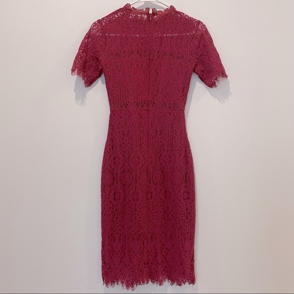 Romantic Raspberry/ Dark Purple Pink Lace Midi Dress in XXS - Picture 4 of 5